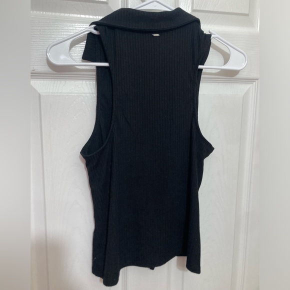 Guess black collared tank - Picture 2 of 2